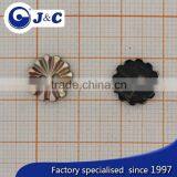 Bespoke Raw Flower Shape Brown Lip Shell Button for Coat thumbnail-3