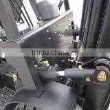 2.5 Ton Hydraulic Diesel Forklift With 3 Stage 6m Full Free Mast With Isuzu C240 Engine thumbnail-6