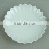 White Porcelain Flower-shaped Dish thumbnail-1