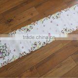 100% Polyester Handmade Embroidery Floral Table Runner