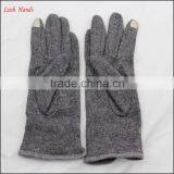 Women Touch Screen Woolen Gloves With Leather Bow Mouth and Hand Clasp thumbnail-3