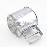 One-Handed Stainless Steel Cup Flour And Icing Sugar Sifter thumbnail-3
