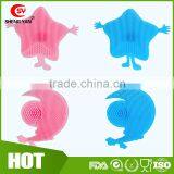 Latest FDA Standard Star And Moon Shape Silicone Body Bath Brush For Babies thumbnail-2