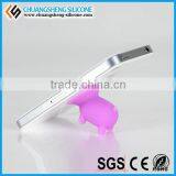 Smart Pig Design Sucking Mobile Phone Stickers thumbnail-4