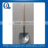 Round point shovel with long wooden handle from Junqiao manufacture