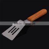 Practical Wooden Handle Multi-purpose Pizza Caking Shovel Perforated Blade Kitchen Cooking Tools