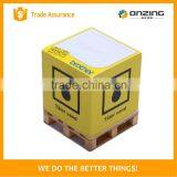 Wood Free Paper Cube Shape Non-sticky Notes Pad on Wooden Pallet thumbnail-4