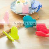 2017 Trending Products Butterfly Shaped Silicone Oven Rack Guard Oven Mitts thumbnail-1