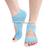 New Products 2016 Non Slip Custom Short Yoga Toe Socks With Grip Pad thumbnail-5