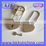 AJF Long Shackle Lover Heart Shape Lock thumbnail-2