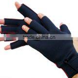 Neoprene Heat Therapy Glove With Wrist Strap thumbnail-1