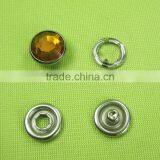 Best Selling Pearl Resin and Brass Combination Prong Type Snap Buttons thumbnail-4