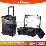 Aluminum black artist cosmetic rolling makeup case with light mirror