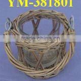 Wicker Candle Holder With Foldable Handle thumbnail-1