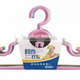 Diverse Styles Plastic Clothes Hanger thumbnail-1