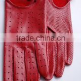 women Dressing gloves
