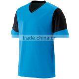 Custom Wholesale Mens Training Tshirt Self Fabric V Neck Collar Athletic Tee Wicks Moisture Polyester Sport Top thumbnail-2