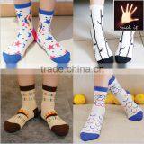 Winter or Utumn Leisure Cotton Socks Trendy Apple Umbrella Multi Funny Pattern Socks Knitting Pattern 5 Toe Cotton Socks thumbnail-1