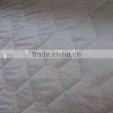 High Speed Mechanical Multi-needle Quilting Machine thumbnail-1