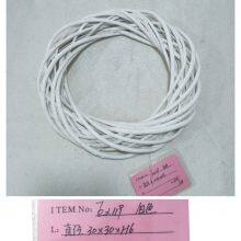 Hot Popular Heart Shaped Wall Decoration White Color Full Willow Round Shape Flower Wreath thumbnail-3