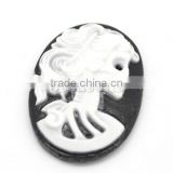 White Resin Halloween Skull Pattern Oval Cameo 25x18mm(1"x3/4"), sold per packet of 50