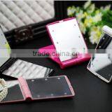 Led Lighted Compact Travel Makeup Mirror thumbnail-5