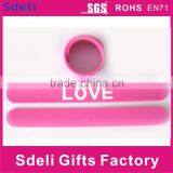 Guangdong Fashion Customized Silicone Slap Snap Wristband thumbnail-1