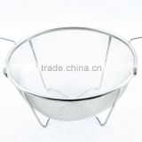 Kitchen wire reinforced mesh basket with handle