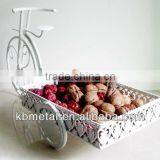 White Three-wheel Cart Fruit Plates thumbnail-1