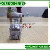 Leather Toogling Clips thumbnail-4