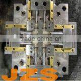 China Plastic Tooling Factory Hot Runner Plastic Injection Mould thumbnail-4