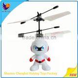 Best Selling Christmas Gifts 2016 Infrared Induction Flying Spaceman HY-830U Flying Toy Plane Astronaut Toy Educational Toy thumbnail-1