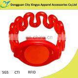 Low Price Waterproof Plastic Rfid Bracelet thumbnail-1