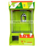 gm752-USB Charging Battery Operated Candy Grabber Desktop Doll Candy Catcher Crane Machine with LED Light & Music