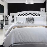 White color luxury hotel use bed cover set