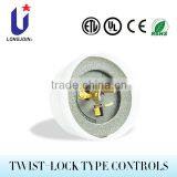Twist-lock Photocell