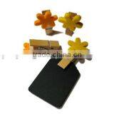 2017 Felt Flower Pegs, Orange and Yellow Made in China