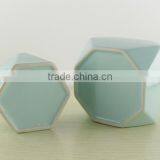 China Cheap Custom Glazed Polyhedral Prismatic Ceramic Flower Pot thumbnail-5