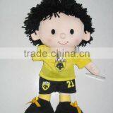 Мягкая игрушка в форме футболиста thumbnail-1