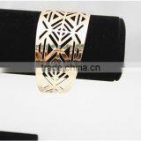 New Design Gold Hollow Triangle Bangles,metal Feather Shape Bangle in Bulk thumbnail-6
