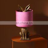 Китайский опт. Интерьерное освещение. Свечи из резина в виде кролика для украшения столов и письменных столов. Современный стиль.