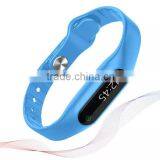 Touch Screen Vibrating IP57 Waterproof Bluetooth E06 Smart Bracelet thumbnail-3