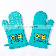 Promotional Cheap Outdoor BBQ Kitchen Grill Oven Mittens Long Double Cotton Silicone Oven Mitts Cooking Heat Resistant Gloves