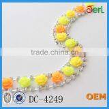 Popular Flower Shape Plastic Pearl Chain With Crystal Trim Necklace Designs Bridal for Dress thumbnail-1