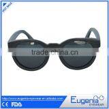 2014 Adjustable Portable Bamboo Polarized Sunglasses thumbnail-1
