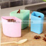 Custom New Food-Grade PP Plastic Seasoning Box 3 Girds One Big Box Spice Case Supplier thumbnail-3