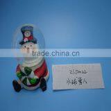 New Design Resin Snoopy Water Globe Crafts Ornaments thumbnail-5