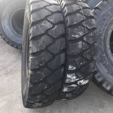 Hualu Mine Steel Wire Tire 14.00R24/25 Wide-body Dump Truck Tire 1400R24/25 thumbnail-1