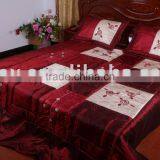 Thick Hand Print Fabric Cotton Quilt thumbnail-1