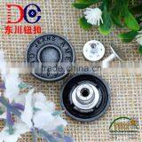 Fashion Cutom Metal Zinc Alloy Button for Jacket Garment
